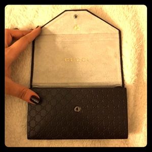 Gucci sunglass case